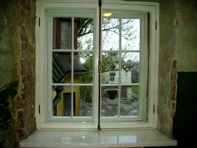 Taastatud välisaknad ja siseaknad